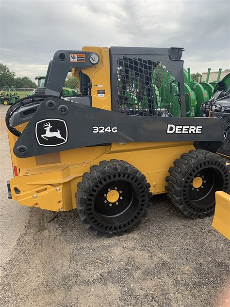 used deere 324g skid steer